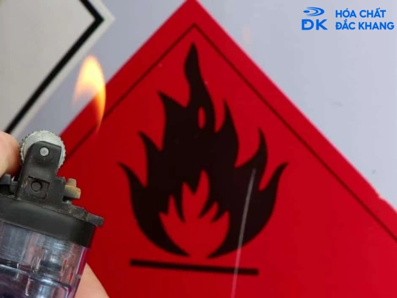 axeton tẩy keo