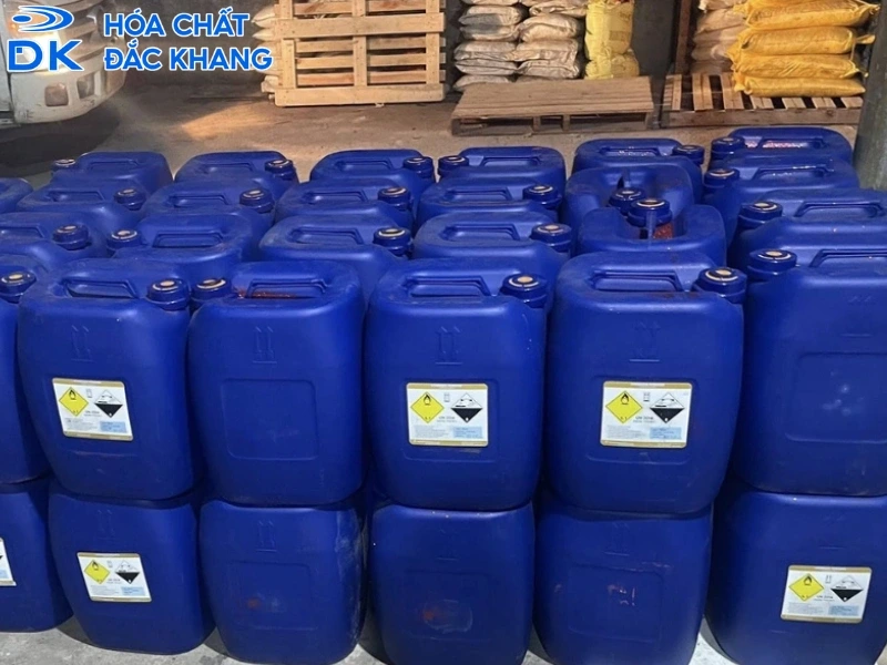 có nên dùng oxy già rửa vết thương