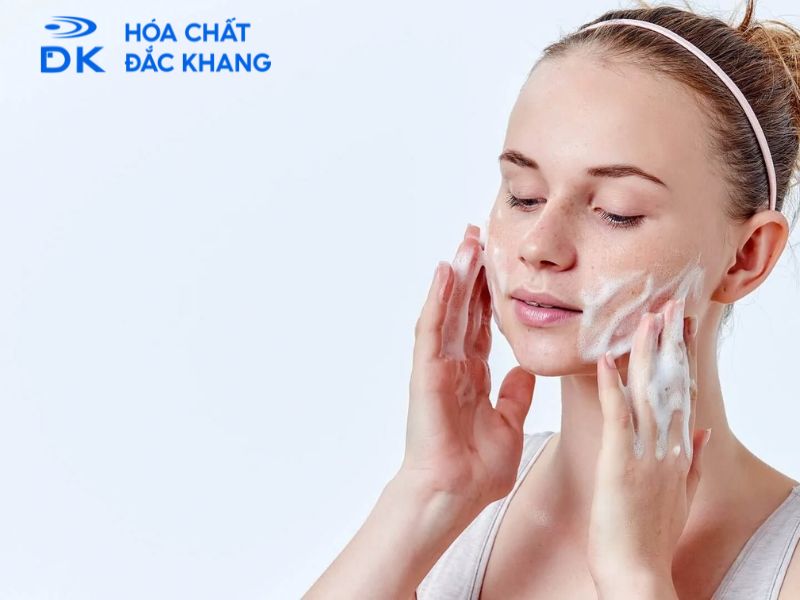 #Tìm Hiểu Vai Trò Của Malic Acid Trong Ngành Mỹ Phẩm Là Gì?