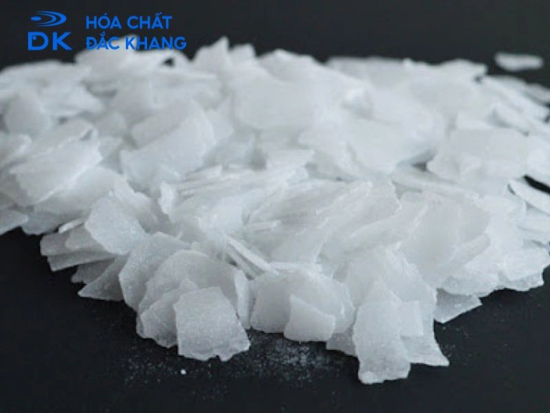 Lưu ý khi sử dụng xút NaOH Lưu ý khi sử dụng xút NaOH