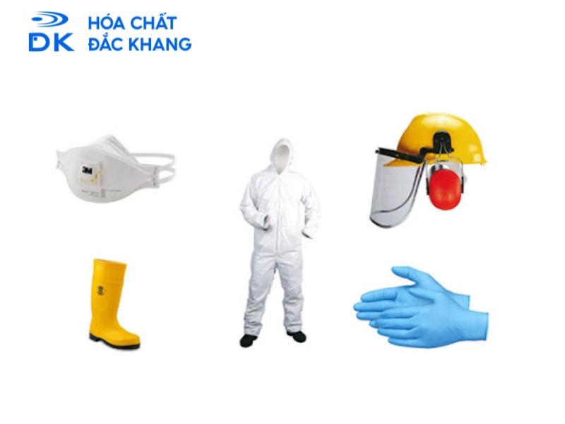 naoh có ăn mòn nhựa không