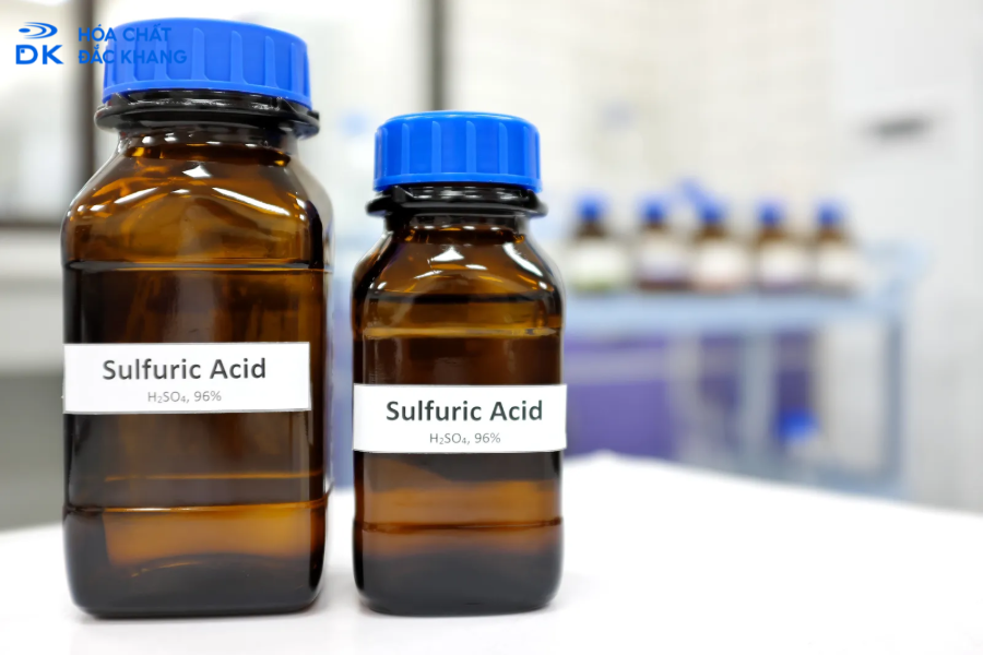 Axit Sunfuric Có Mùi Gì? Nguy Cơ Sức Khỏe Khi Hít Phải H2SO4