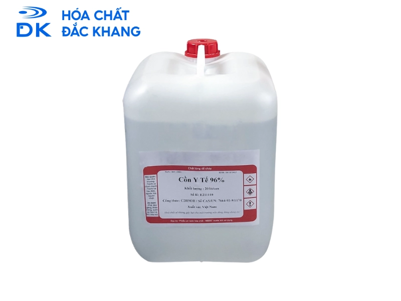 Cồn 96 độ C2H5OH là hóa chất quen thuộc trong đời sống