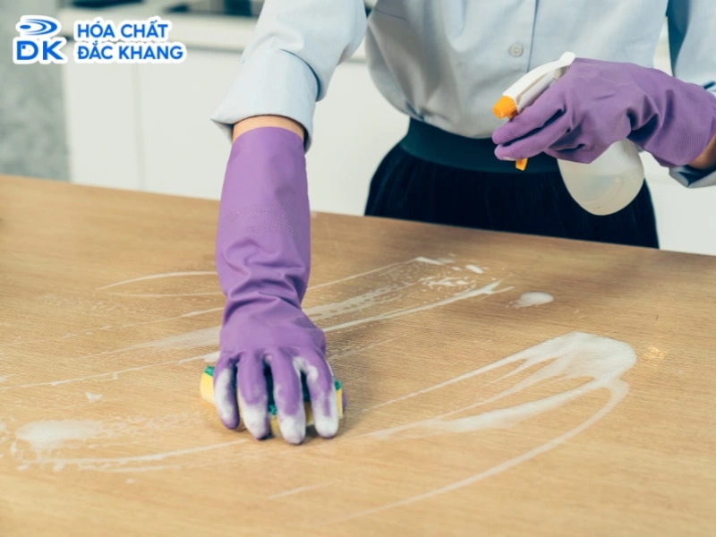 tẩy trắng gỗ bằng oxy già