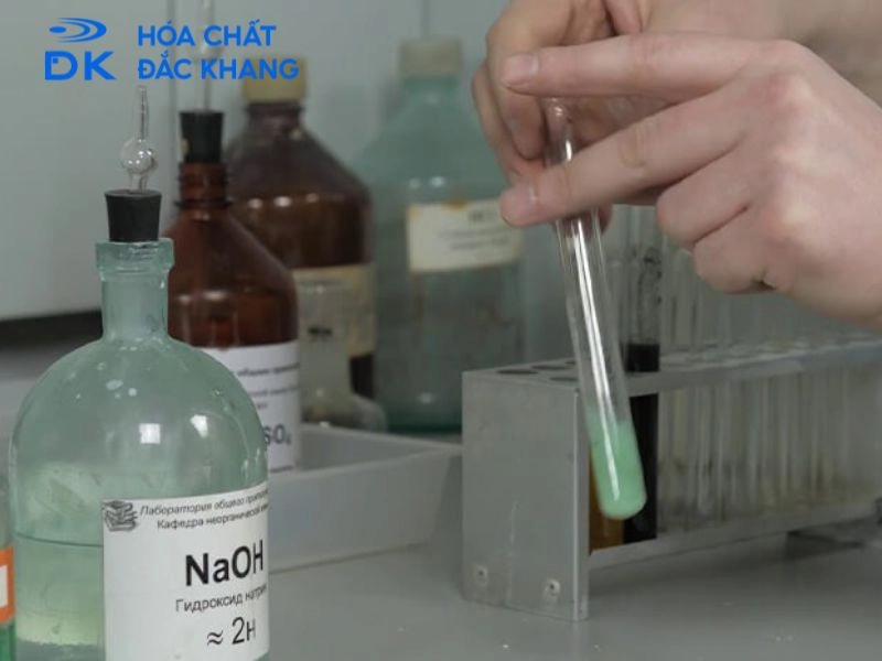 naoh có tan trong nước không
