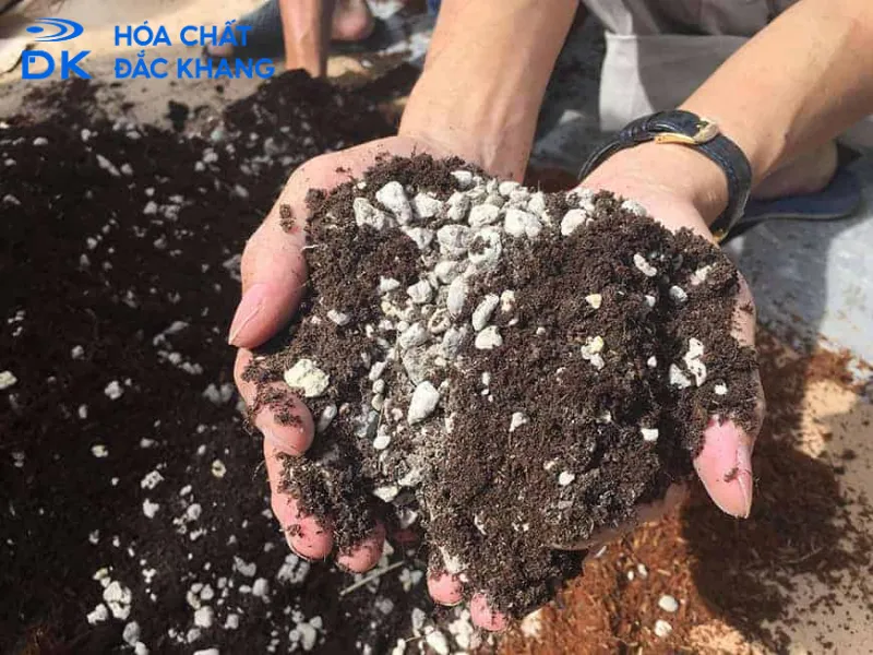 Phương pháp phối trộn Kali Humate với các loại phân bón và hóa chất khác