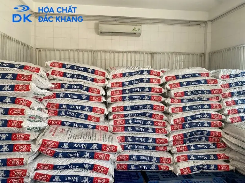  Ứng dụng của axit kiến trong thực tiễn