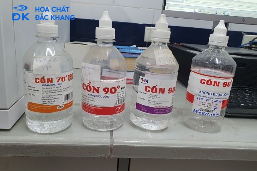 Cồn Công Nghiệp Bao Nhiêu Độ Là Chuẩn? Cách Chọn Nồng Độ Phù Hợp