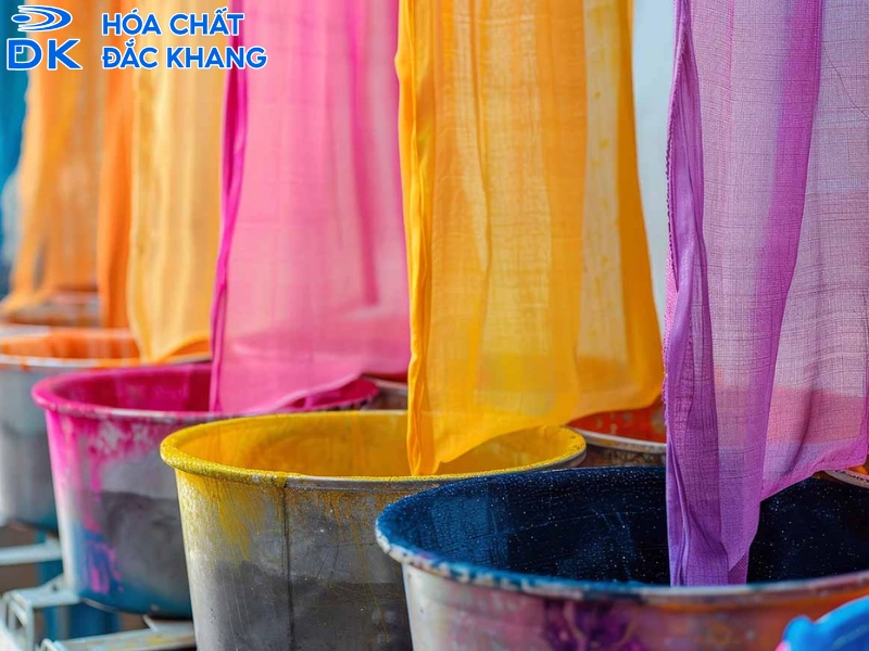 acid formic dùng trong giai đoạn nào dệt nhuộm​
